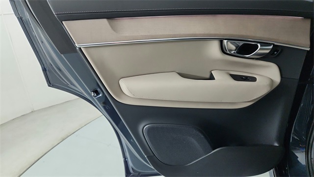new 2026 Volvo XC90 car, priced at $68,035
