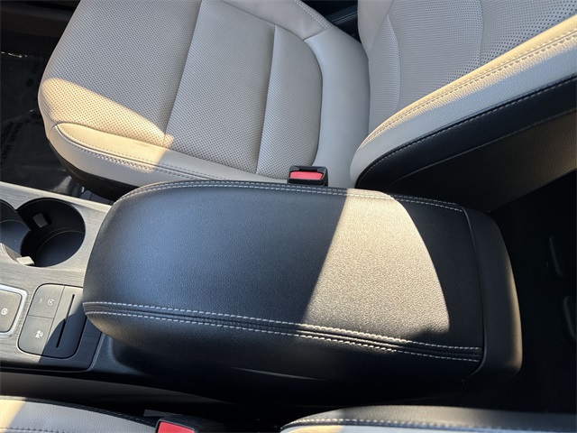 used 2022 Ford Escape car, priced at $23,899
