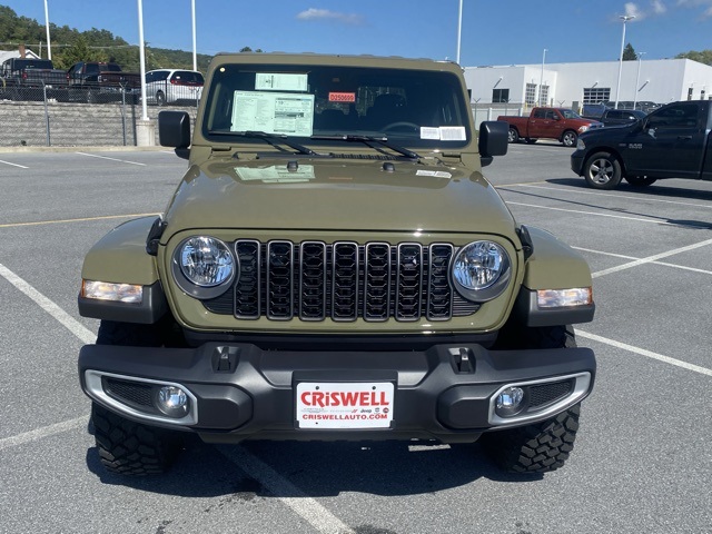 new 2025 Jeep Gladiator car, priced at $41,063
