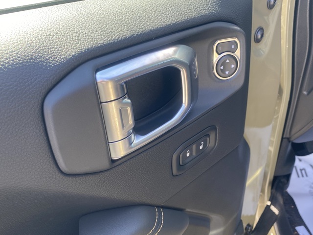 new 2025 Jeep Gladiator car, priced at $41,063