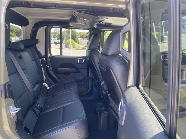 new 2025 Jeep Gladiator car, priced at $41,063
