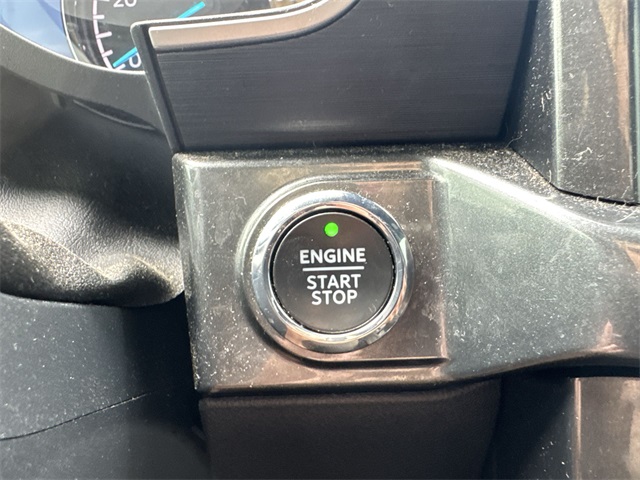 used 2022 Ford F-150 car, priced at $33,899