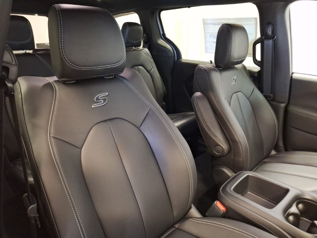 new 2026 Chrysler Pacifica car, priced at $45,330