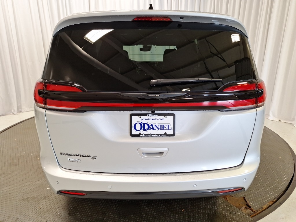 new 2026 Chrysler Pacifica car, priced at $45,330