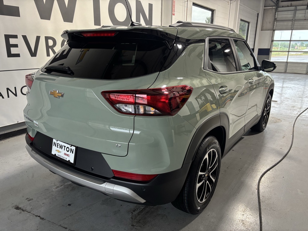 new 2026 Chevrolet TrailBlazer car, priced at $28,604