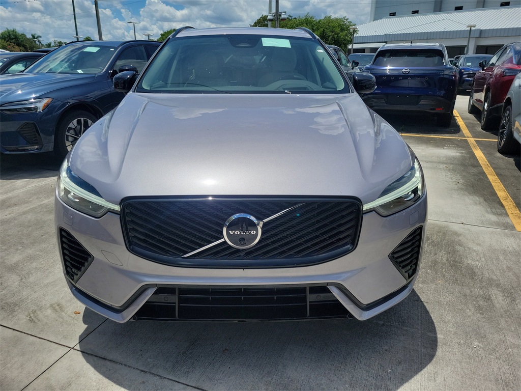 new 2026 Volvo XC60 Plug-In Hybrid car, priced at $71,275