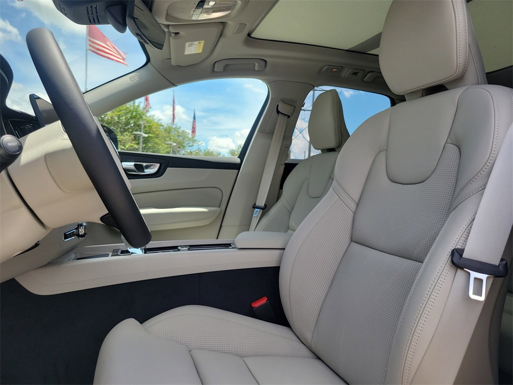 new 2026 Volvo XC60 Plug-In Hybrid car, priced at $71,275