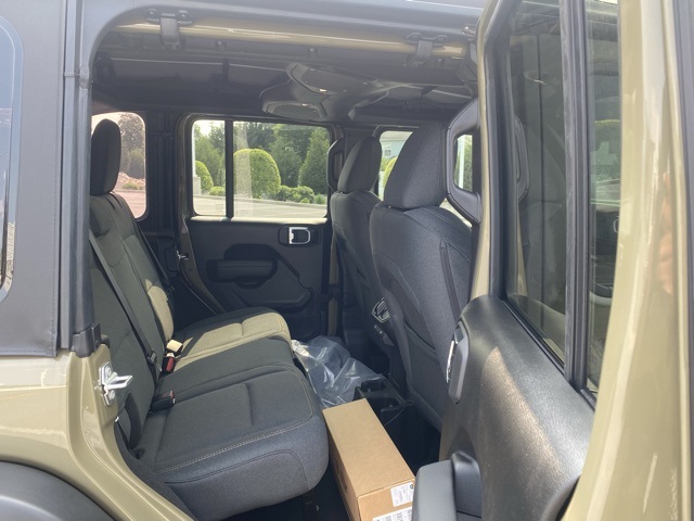 new 2025 Jeep Wrangler car, priced at $47,549