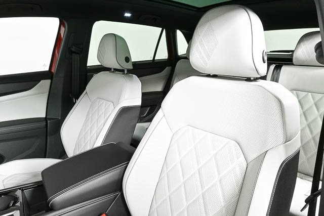 new 2025 Volkswagen Atlas Cross Sport car, priced at $54,324