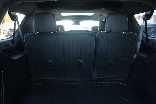 used 2023 GMC Yukon XL car, priced at $70,122