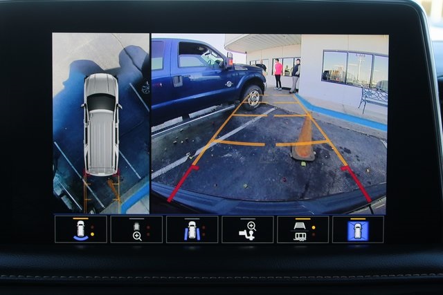 used 2023 GMC Yukon XL car, priced at $70,122