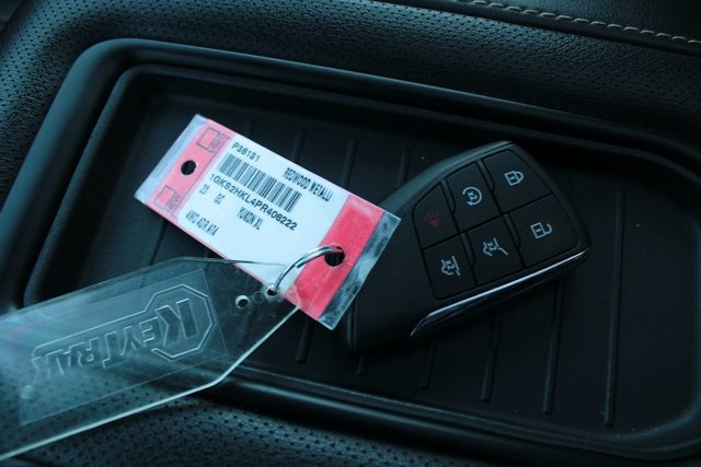 used 2023 GMC Yukon XL car, priced at $70,122