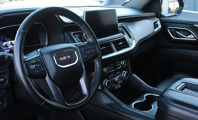 used 2023 GMC Yukon XL car, priced at $70,122