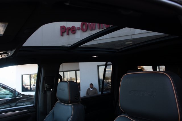 used 2023 GMC Yukon XL car, priced at $70,122