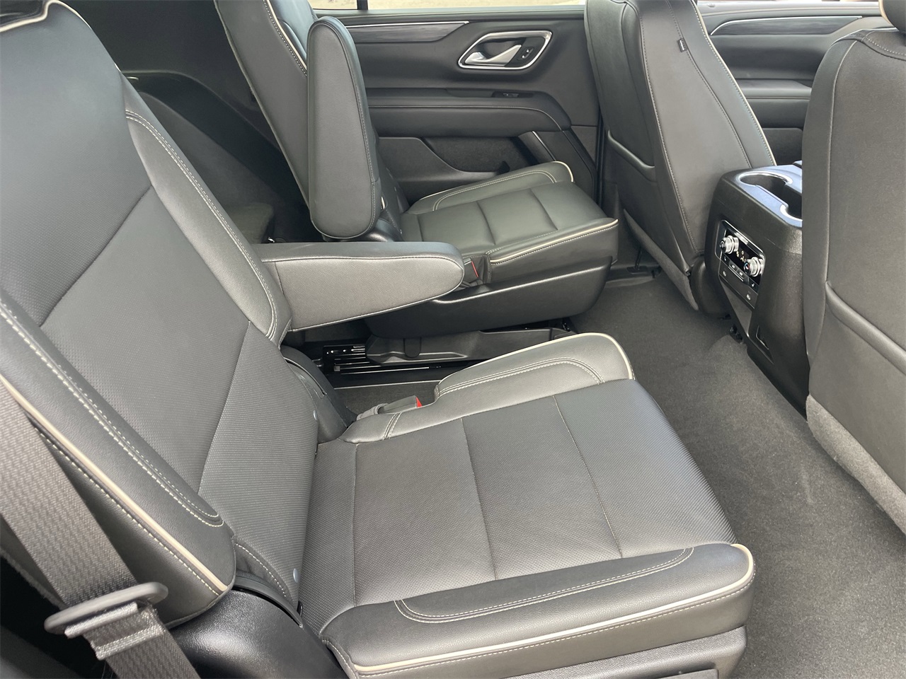 used 2022 GMC Yukon car, priced at $64,999