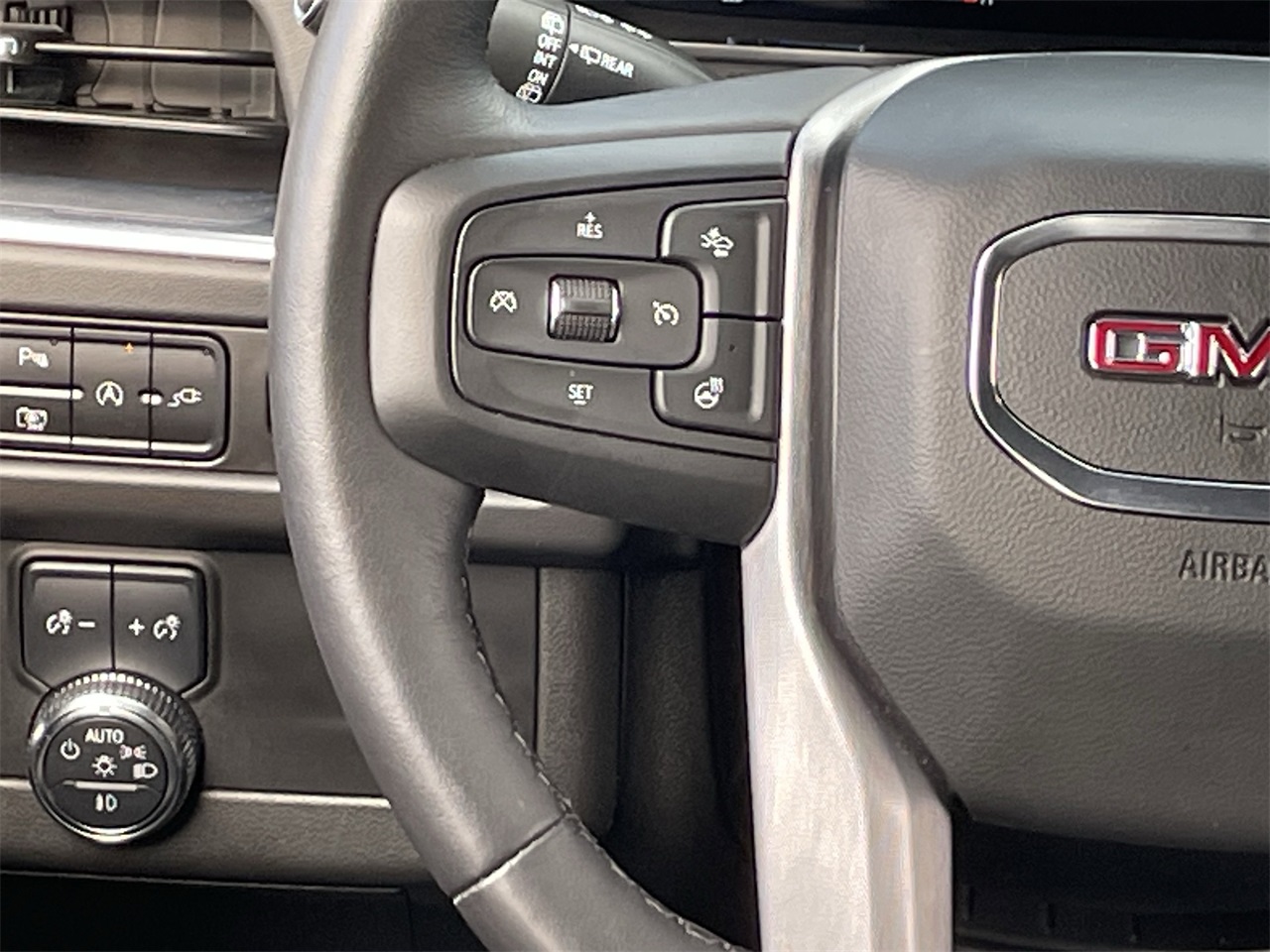 used 2022 GMC Yukon car, priced at $64,999