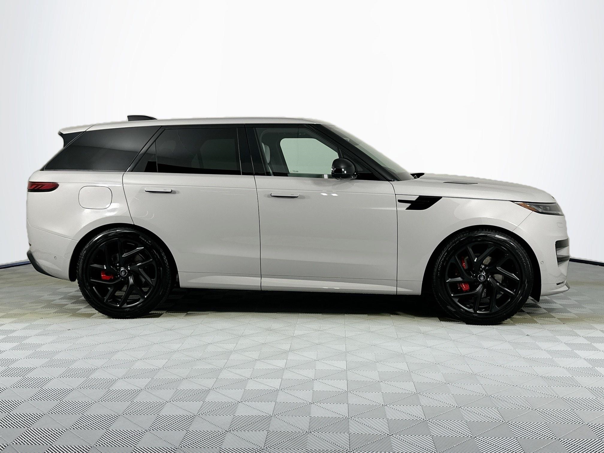 new 2025 Land Rover Range Rover Sport car, priced at $104,785