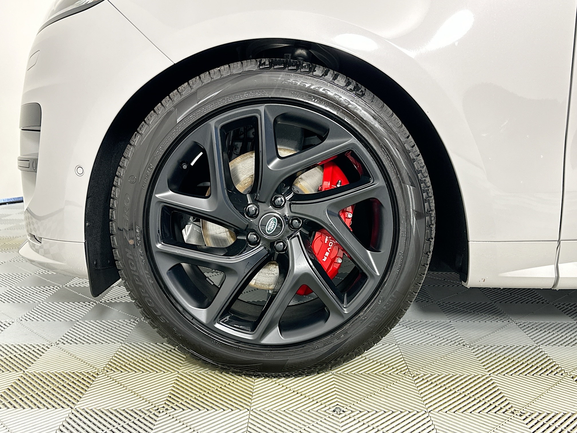 new 2025 Land Rover Range Rover Sport car, priced at $104,785