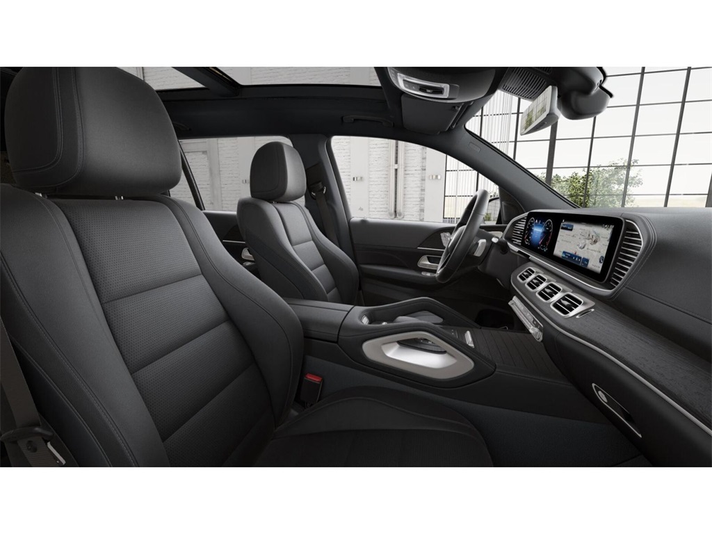 new 2025 Mercedes-Benz GLS car, priced at $92,900