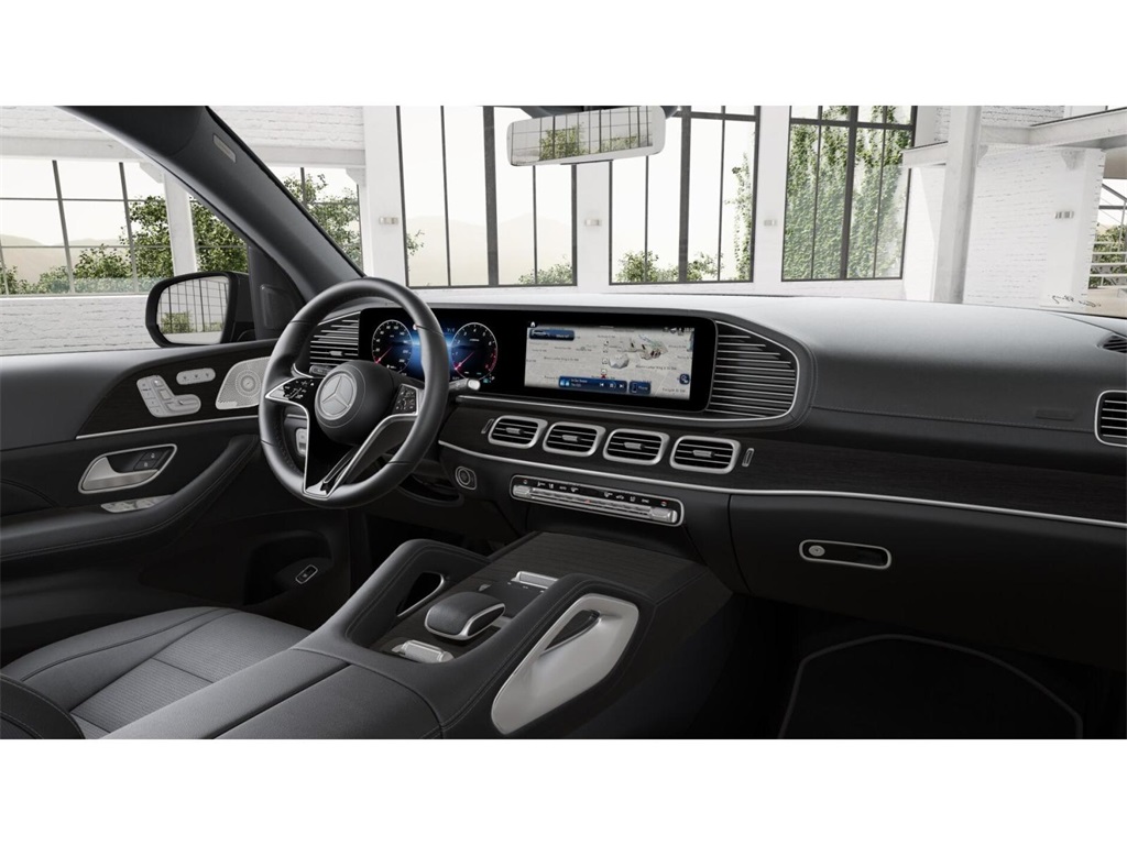 new 2025 Mercedes-Benz GLS car, priced at $92,900