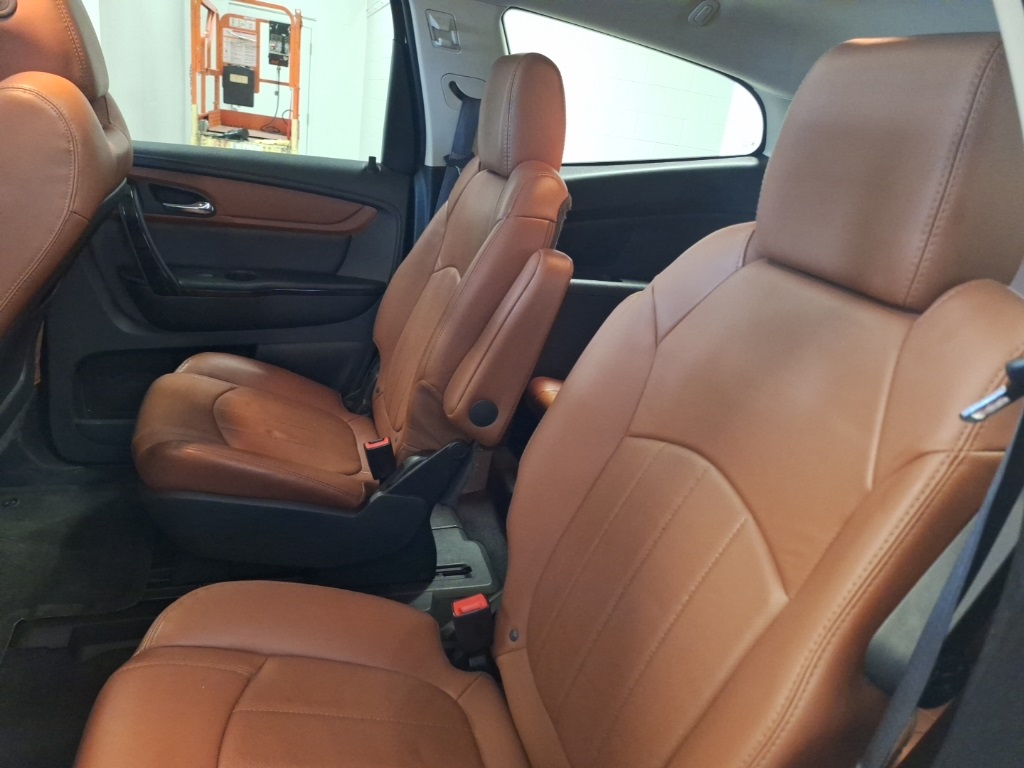 used 2015 Chevrolet Traverse car, priced at $8,573