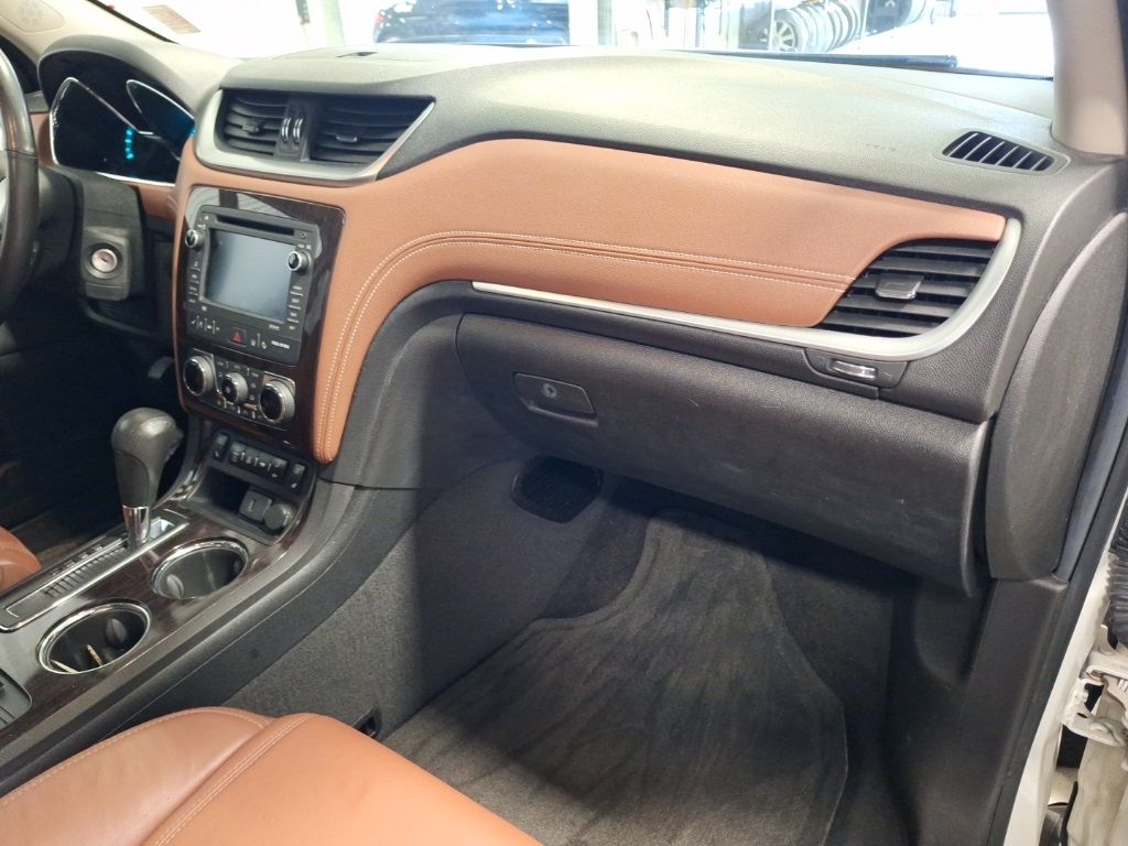 used 2015 Chevrolet Traverse car, priced at $8,573