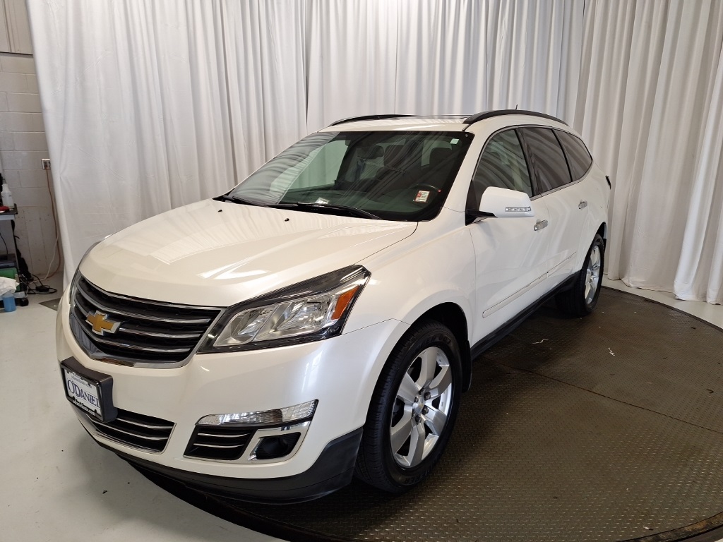used 2015 Chevrolet Traverse car, priced at $8,573
