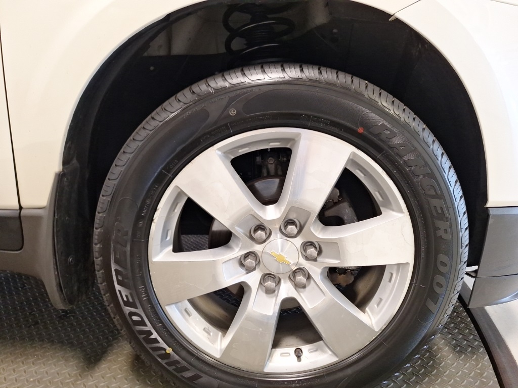 used 2015 Chevrolet Traverse car, priced at $8,573
