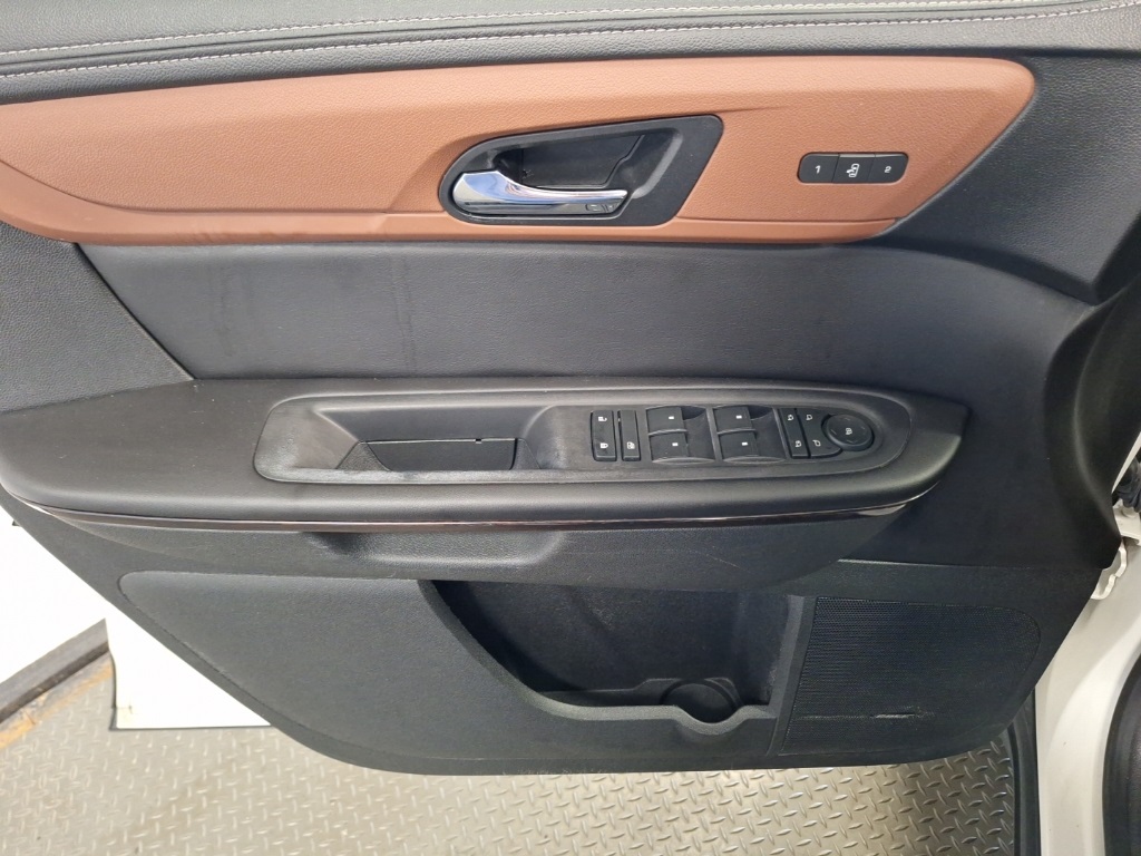 used 2015 Chevrolet Traverse car, priced at $8,573
