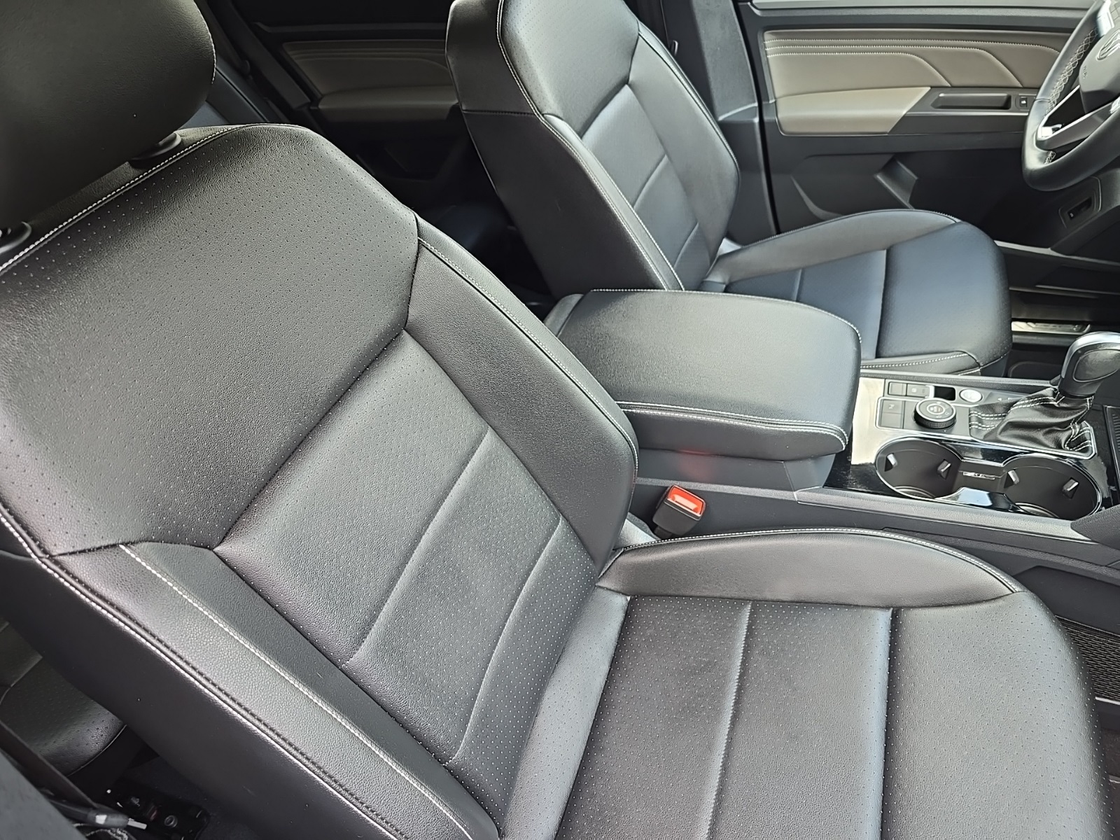 used 2023 Volkswagen Atlas car, priced at $33,300