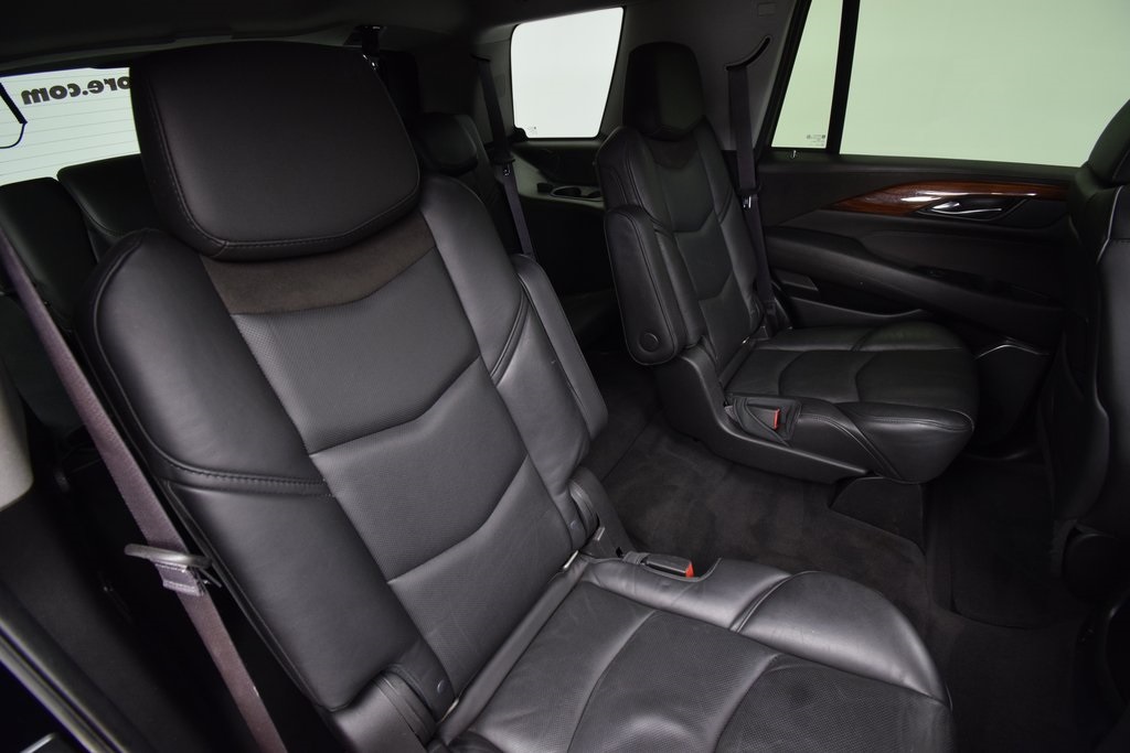 used 2015 Cadillac Escalade car, priced at $25,950