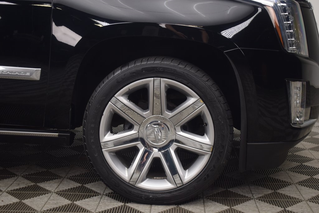used 2015 Cadillac Escalade car, priced at $25,950