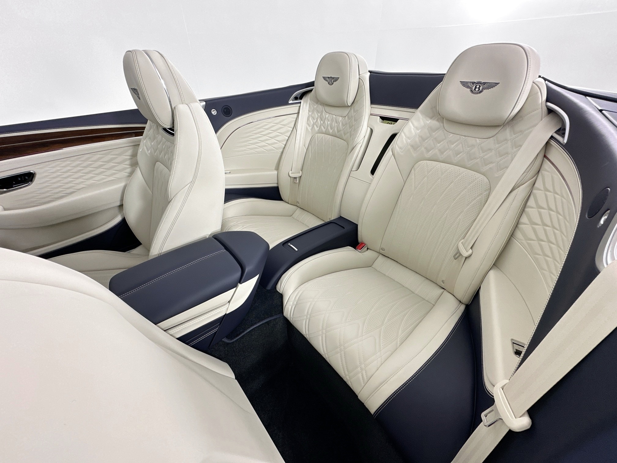 new 2026 Bentley Continental GTC car