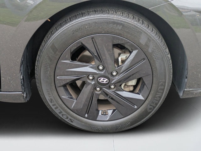 used 2022 Hyundai Elantra car, priced at $16,814