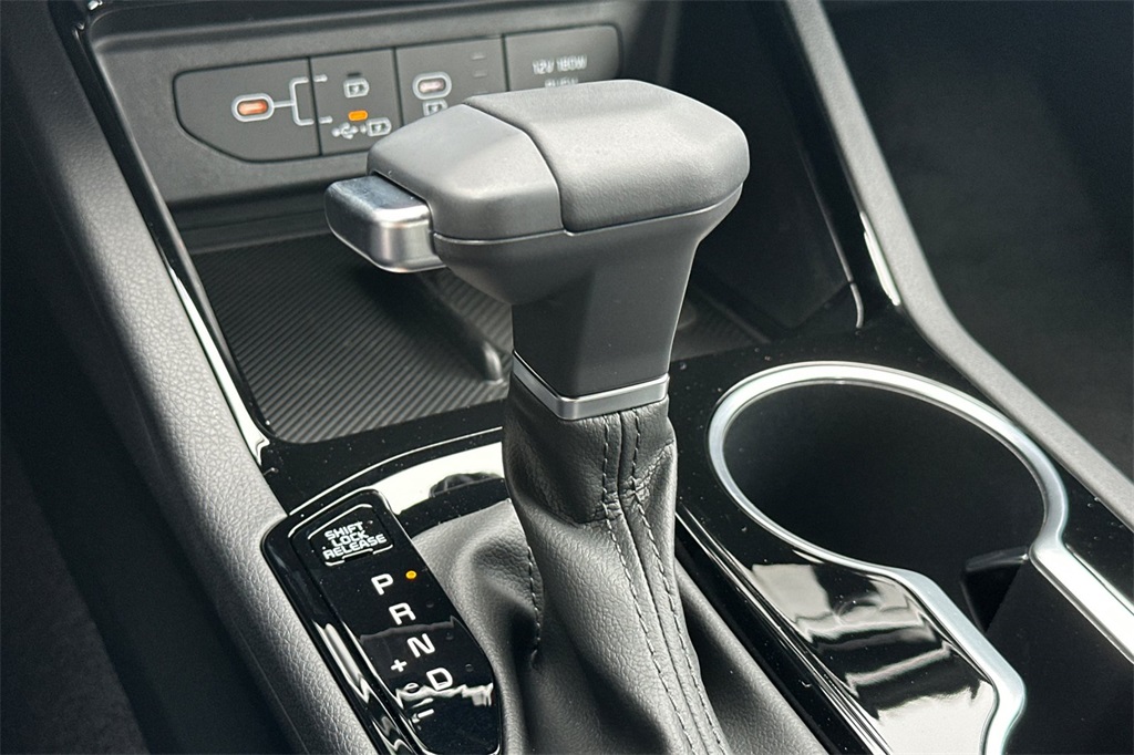 new 2026 Kia K5 car, priced at $29,785