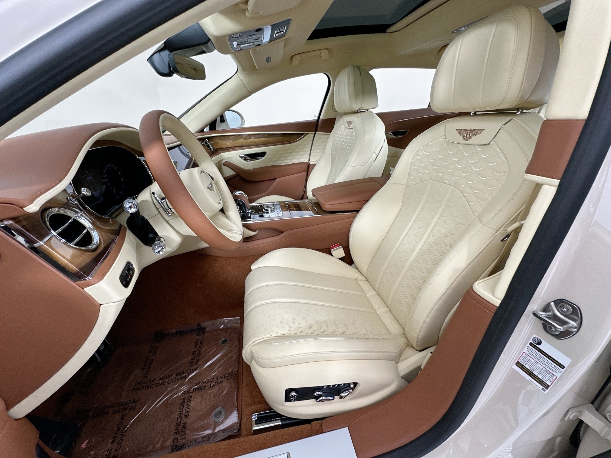 new 2025 Bentley Flying Spur car