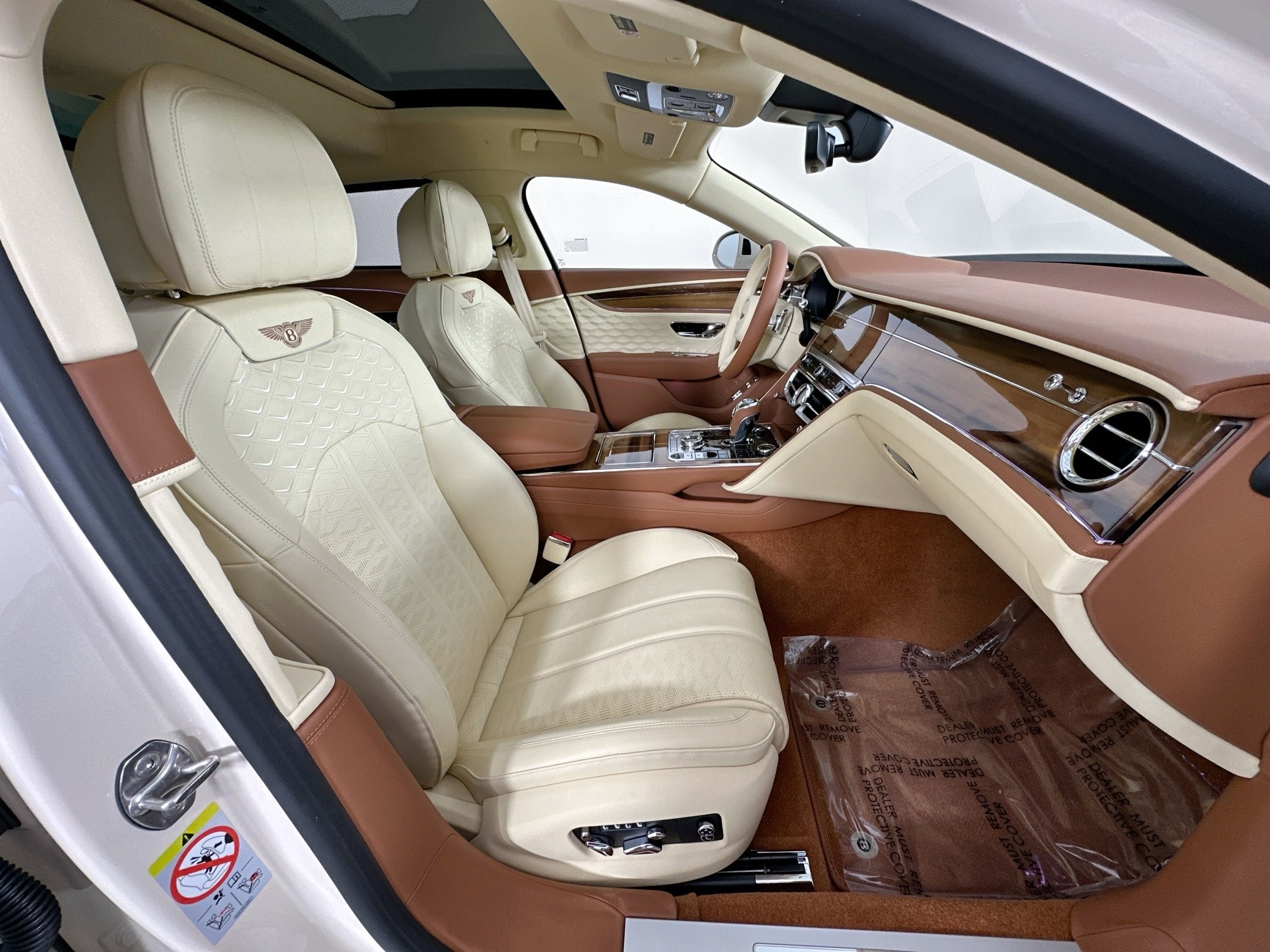 new 2025 Bentley Flying Spur car