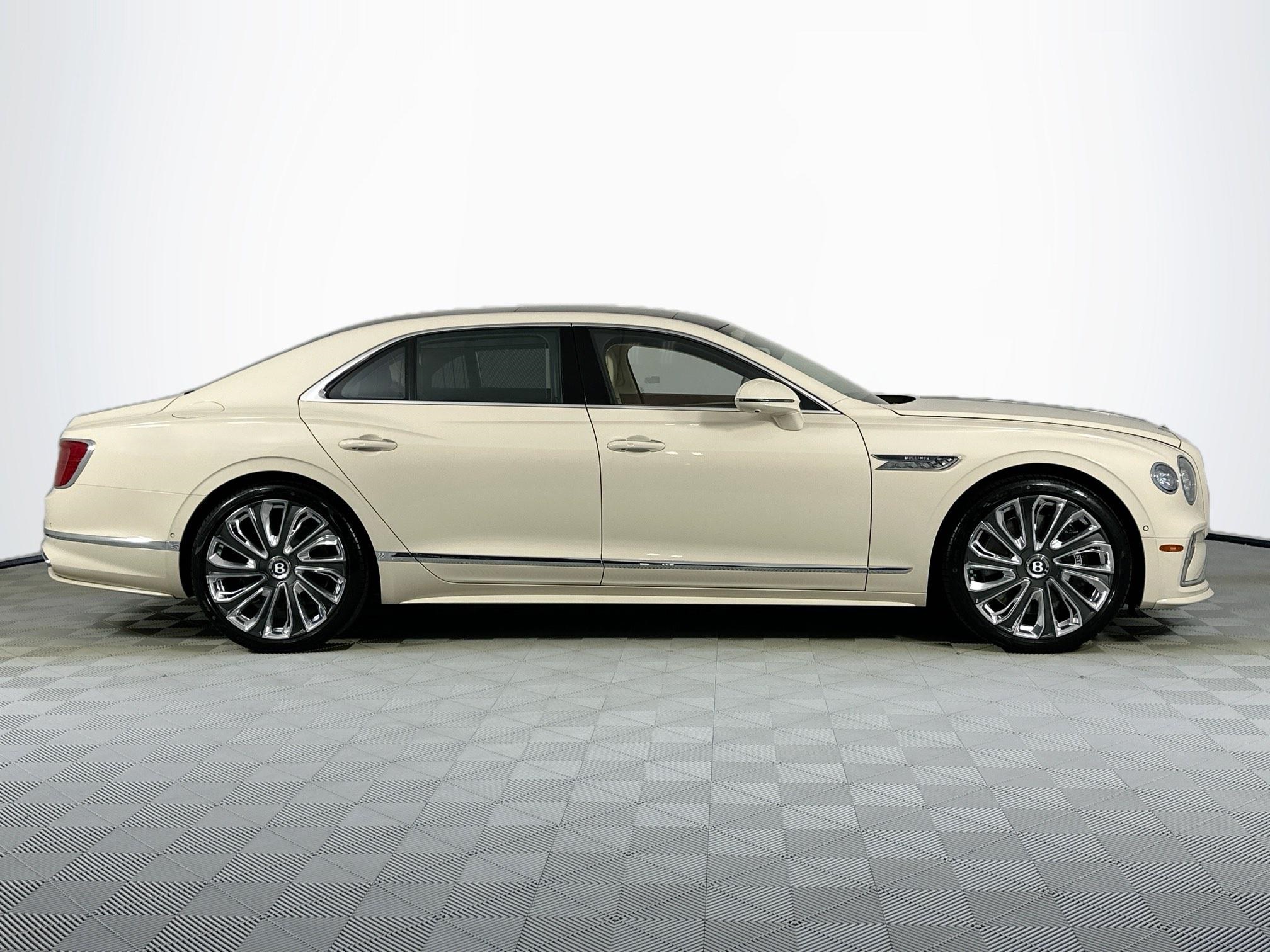 new 2025 Bentley Flying Spur car