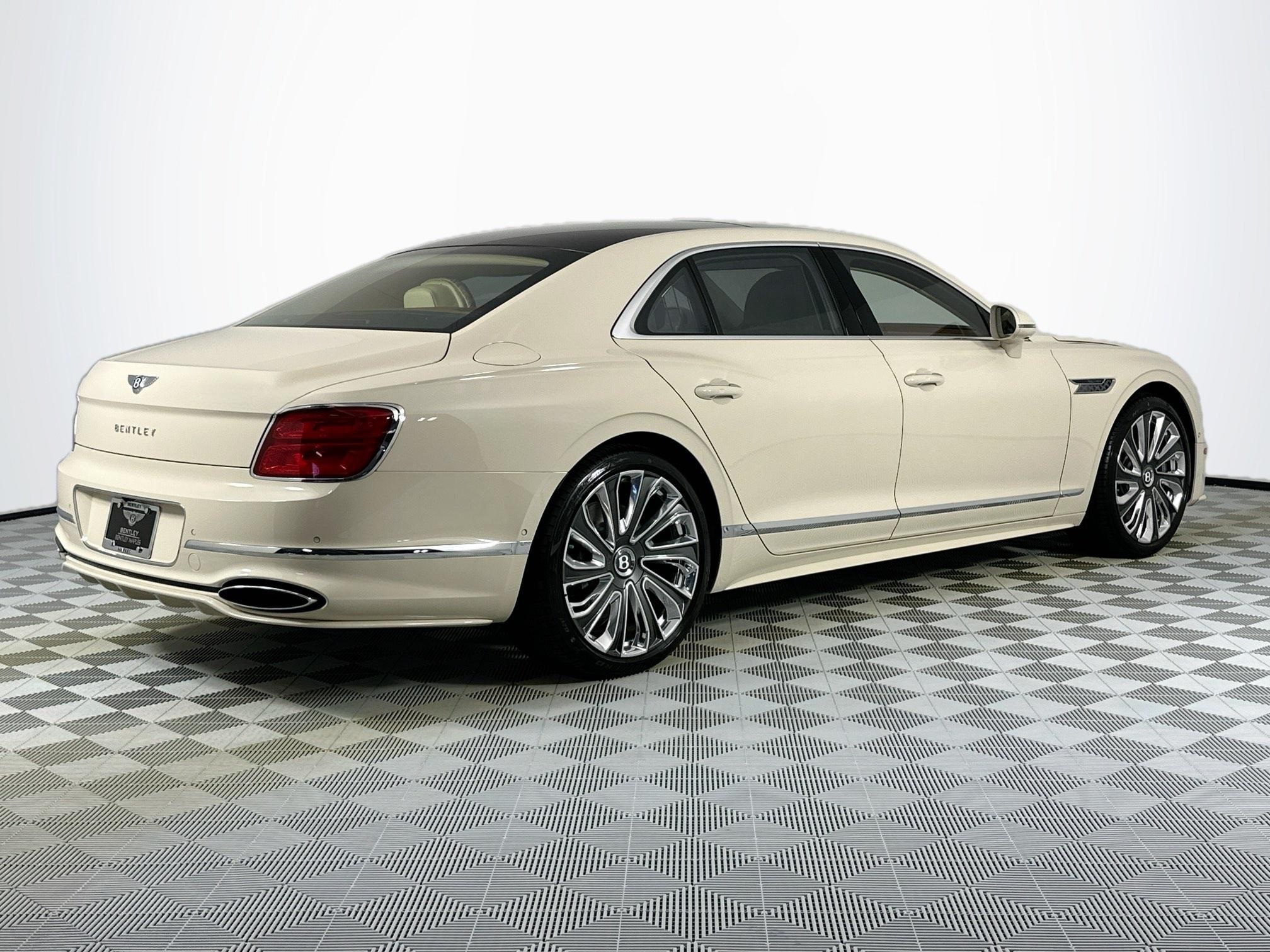 new 2025 Bentley Flying Spur car