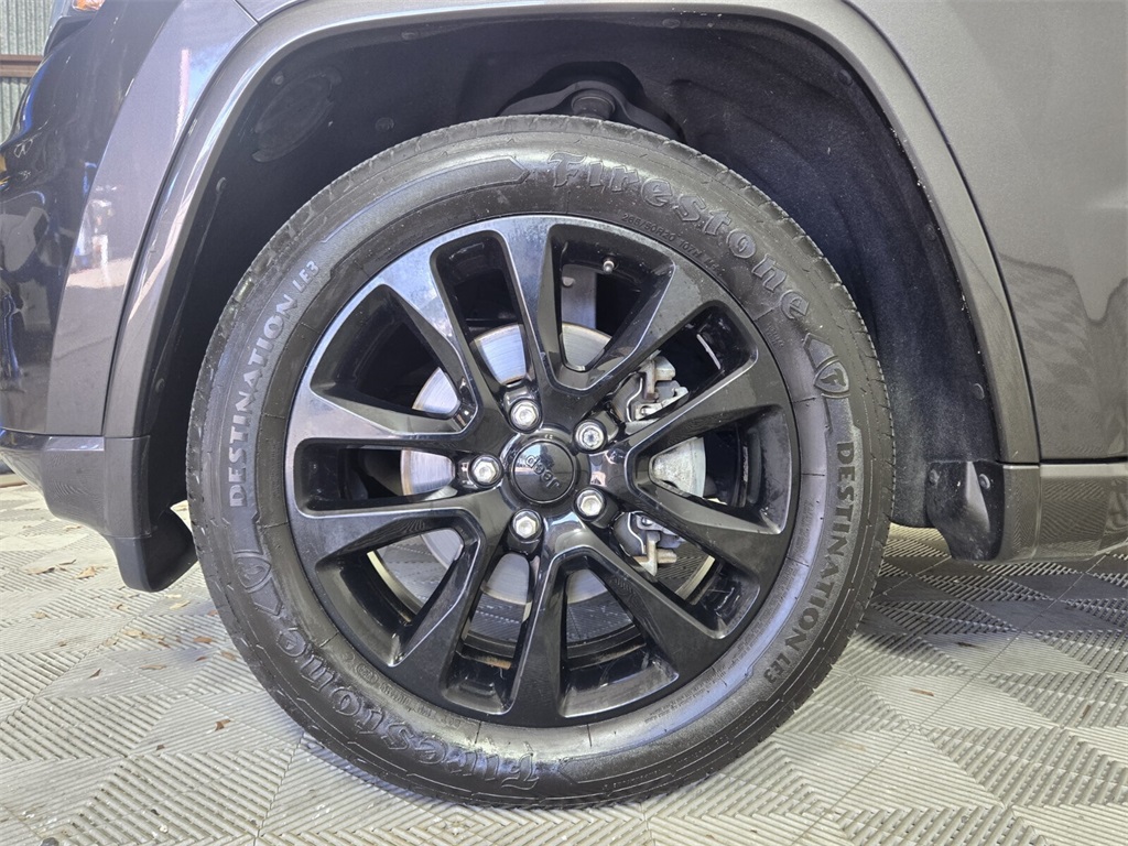 used 2020 Jeep Grand Cherokee car, priced at $14,988