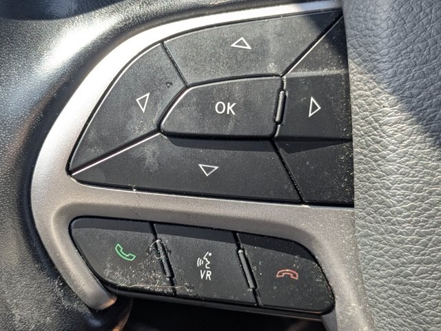 used 2022 Jeep Grand Cherokee WK car, priced at $19,005