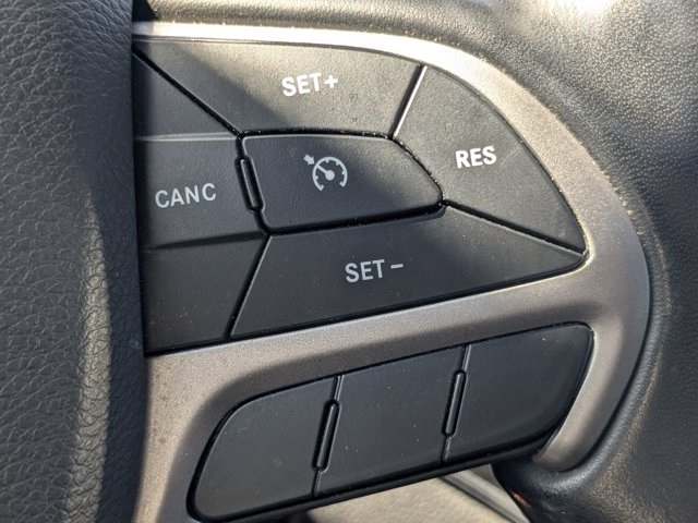 used 2022 Jeep Grand Cherokee WK car, priced at $19,005