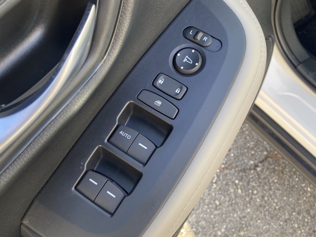 new 2026 Honda HR-V car, priced at $28,125