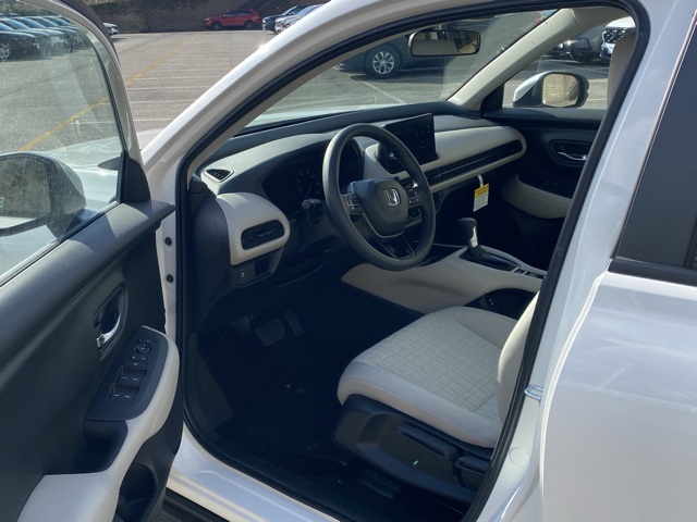 new 2026 Honda HR-V car, priced at $28,125
