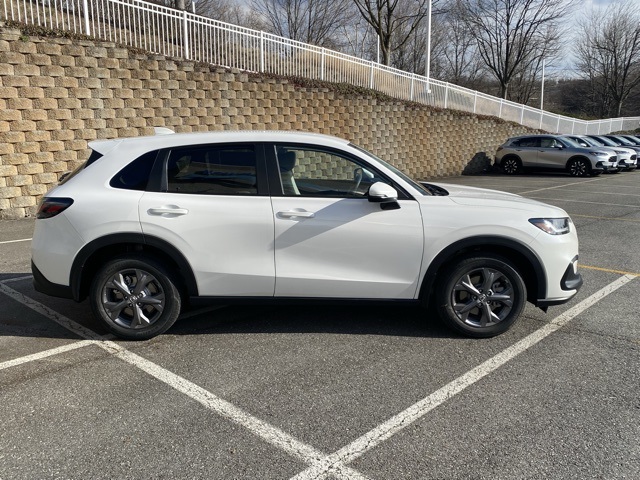 new 2026 Honda HR-V car, priced at $28,125