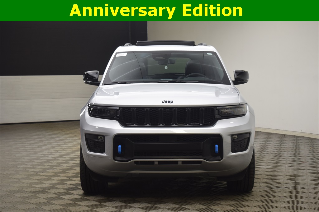 new 2025 Jeep Grand Cherokee car, priced at $55,592