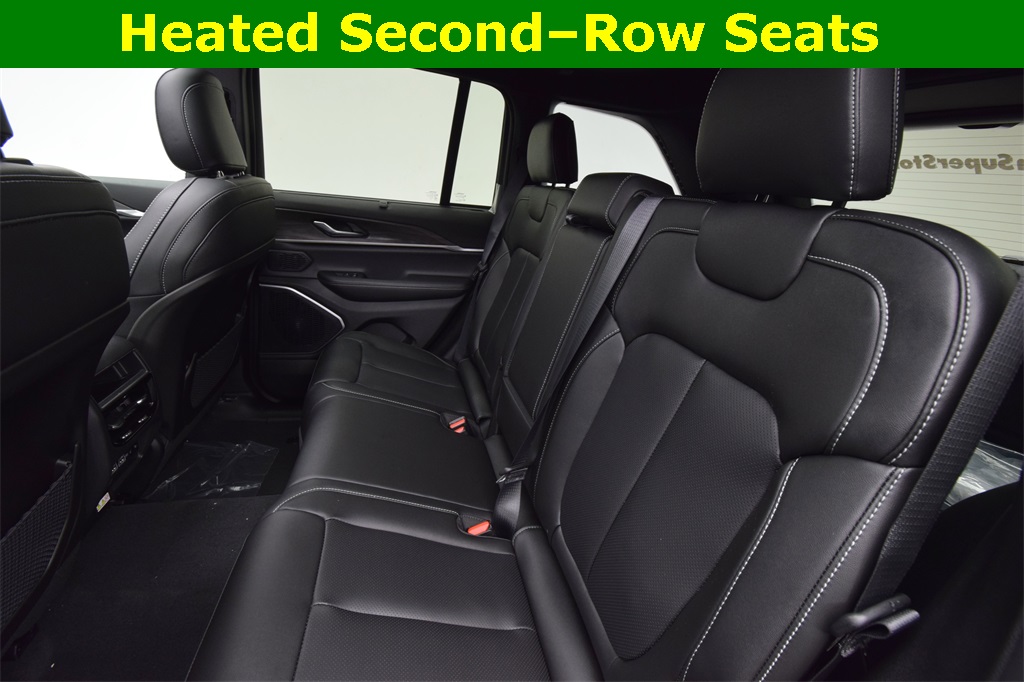 new 2025 Jeep Grand Cherokee car, priced at $55,592