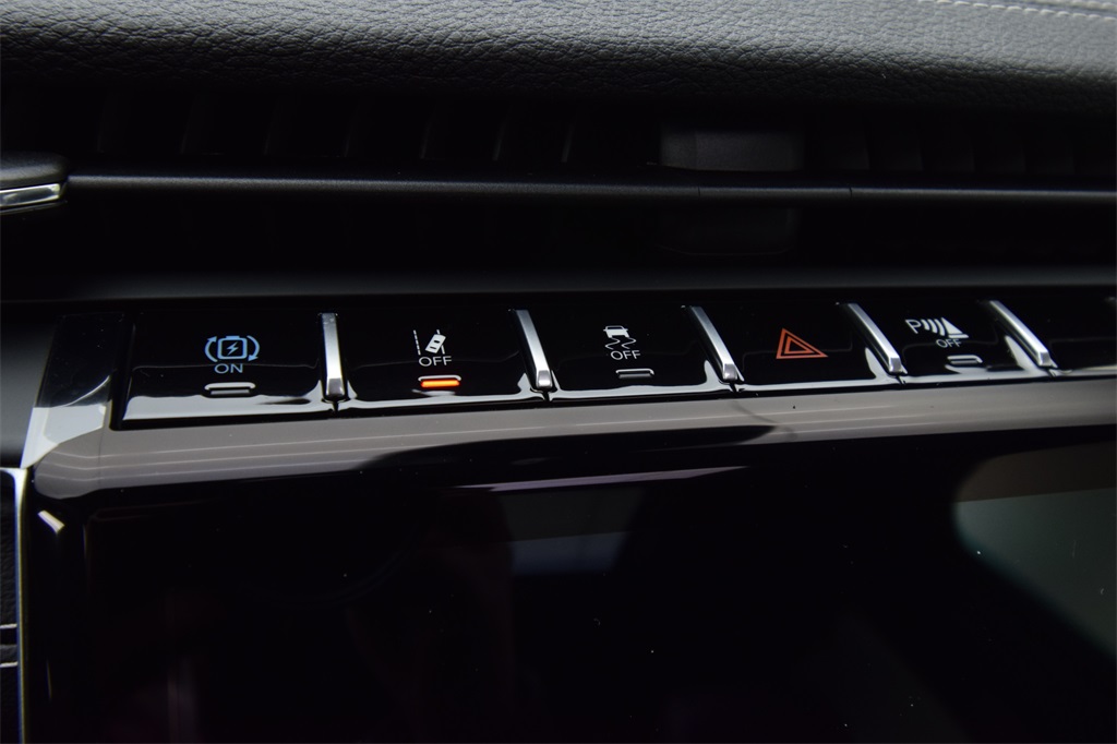 new 2025 Jeep Grand Cherokee car, priced at $55,592