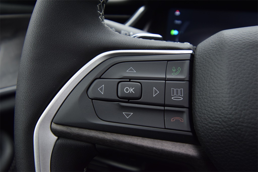 new 2025 Jeep Grand Cherokee car, priced at $55,592