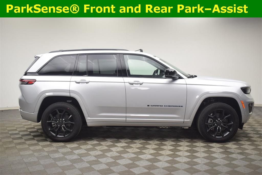 new 2025 Jeep Grand Cherokee car, priced at $55,592